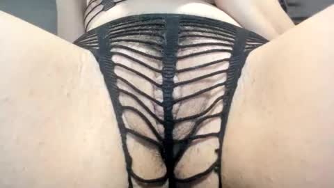 Kinky online show from February 2026 12:33:02 PM