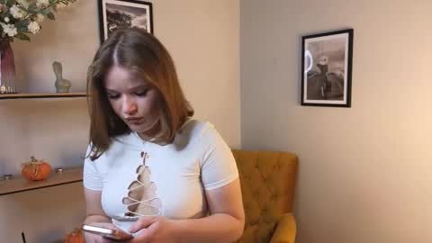 Fiona online show from December 2025 09:59:02 AM