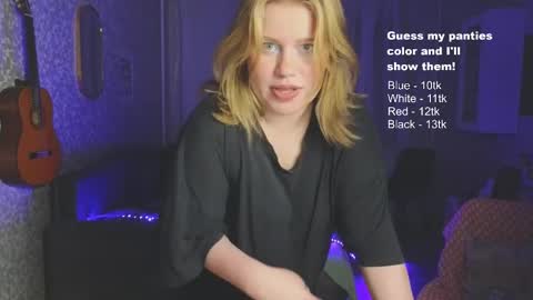 Snapshot of kira_citro chatting on September 2025 10:09:02 PM Kira  NEXT STREAM December 4 5pm CET  11am EST online show from September 2025 10:09:02 PM