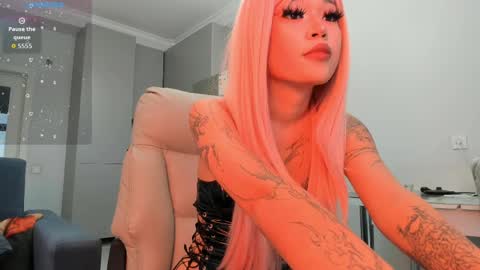 Kira online show from April 2026 12:28:01 PM