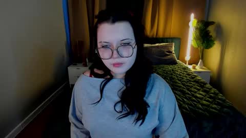 Snapshot of kira_g0ld chatting on February 2026 01:15:02 AM kira online show from February 2026 01:15:02 AM