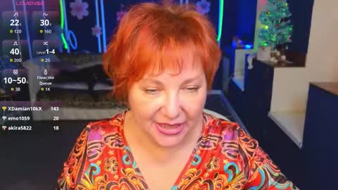 Kira Kennet online show from December 2025 03:49:02 PM