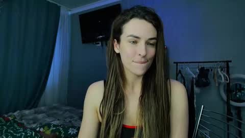 Kira love1 online show from April 2026 03:20:01 PM