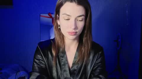 Kira love1 online show from May 2026 06:05:01 PM