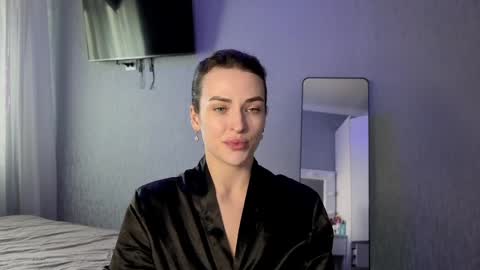 Kira love1 online show from May 2026 12:22:02 PM