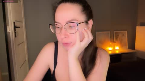 Snapshot of kira_nuru_queen chatting on February 2026 07:36:02 PM Kira online show from February 2026 07:36:02 PM