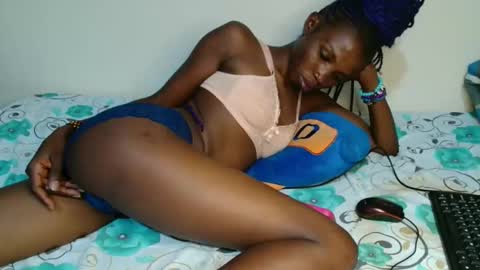 kirah_hot online show from February 2026 08:05:01 PM