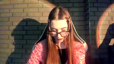 Snapshot of kirakittenn chatting on December 2025 08:15:02 PM kirakittenn online show from December 2025 08:15:02 PM