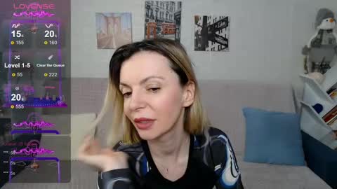 Snapshot of kiramartins_cat chatting on December 2024 04:22:02 AM kiramartins cat online show from December 2024 04:22:02 AM