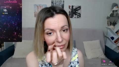 Snapshot of kiramartins_cat chatting on December 2024 05:16:01 PM kiramartins cat online show from December 2024 05:16:01 PM