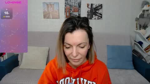 Snapshot of kiramartins_cat chatting on January 2025 04:44:02 AM kiramartins cat online show from January 2025 04:44:02 AM