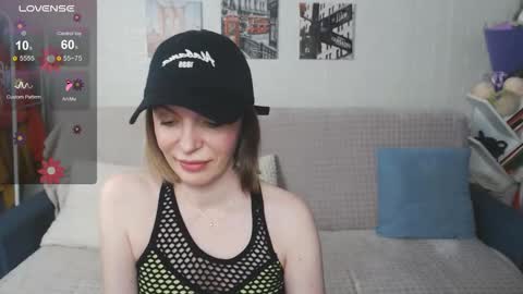 Snapshot of kiramartins_cat chatting on November 2025 07:03:01 PM kiramartins cat online show from November 2025 07:03:01 PM