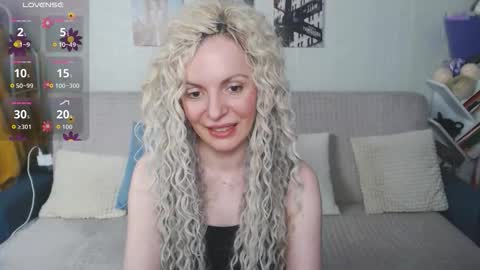 Snapshot of kiramartins_cat chatting on November 2025 05:57:01 PM kiramartins cat online show from November 2025 05:57:01 PM