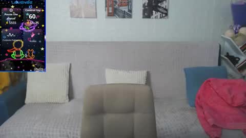 Snapshot of kiramartins_cat chatting on December 2025 05:50:01 PM kiramartins cat online show from December 2025 05:50:01 PM