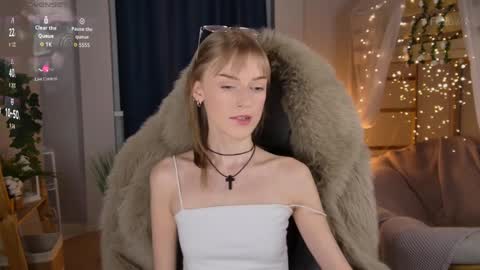 Kira online show from April 2026 11:53:02 PM