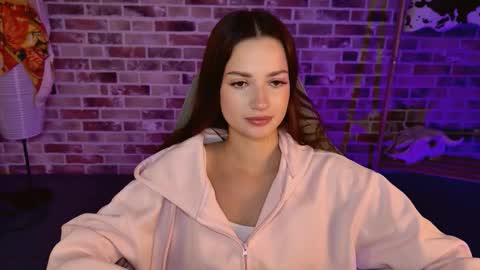 kiravair online show from November 2025 09:09:02 AM