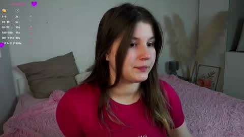 Kira online show from November 2025 08:03:01 AM