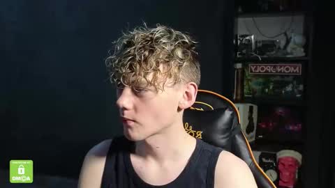 Kirill and Andrey online show from November 2025 05:47:02 PM