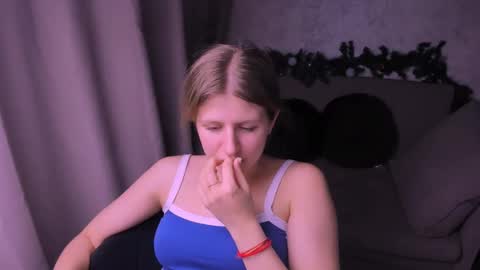 Kira online show from January 2025 09:10:01 PM