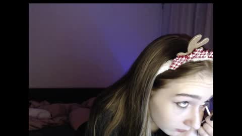 Snapshot of kisa____ chatting on December 2024 09:22:02 PM kisa____ online show from December 2024 09:22:02 PM