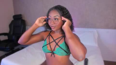 kishalove_ online show from November 2025 10:37:02 AM