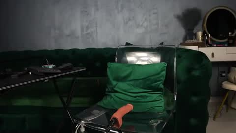 kiss_katy online show from November 2025 11:27:01 PM