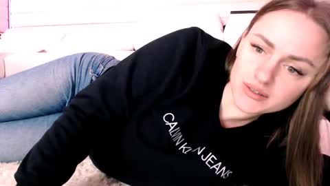 Kiss Ksu online show from April 2026 04:21:02 AM