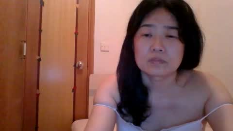 kiss_silk online show from May 2026 12:56:01 PM