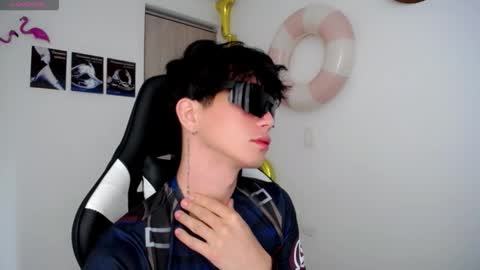 Snapshot of kiss_whitee chatting on September 2025 03:11:02 PM kiss_whitee online show from September 2025 03:11:02 PM