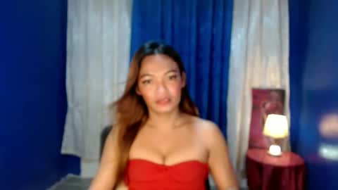 Snapshot of kisses_asian143 chatting on February 2025 08:03:01 AM VICTORIA online show from February 2025 08:03:01 AM