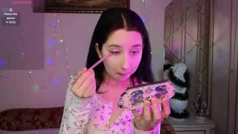 Snapshot of kisses_eva chatting on January 2026 04:49:01 AM Hot Eva online show from January 2026 04:49:01 AM