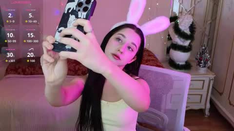 Snapshot of kisses_eva chatting on January 2026 11:37:01 AM Hot Eva online show from January 2026 11:37:01 AM