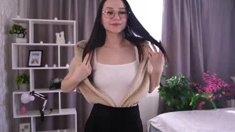 Christie online show from April 2026 05:49:02 AM