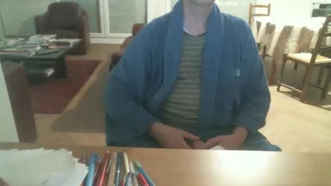 Snapshot of kisslog1 chatting on November 2025 04:20:02 PM kisslog1 online show from November 2025 04:20:02 PM