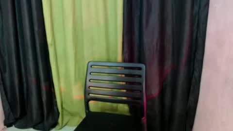 Snapshot of kissmycock_ chatting on February 2026 09:47:02 AM kissmycock_ online show from February 2026 09:47:02 AM