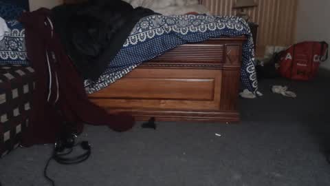 Snapshot of kissmycockandballs chatting on February 2025 12:13:01 PM Your Man online show from February 2025 12:13:01 PM