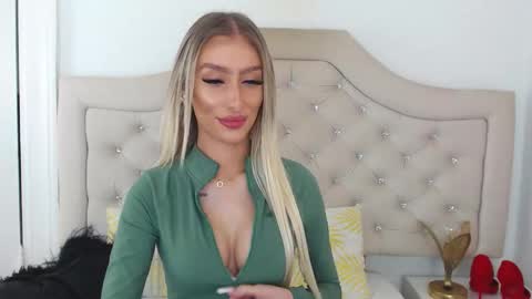 Snapshot of kissnatalie chatting on January 2026 12:07:02 PM Natalie online show from January 2026 12:07:02 PM