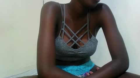 Snapshot of kissybabe01 chatting on December 2025 10:24:02 AM kissybabe01 online show from December 2025 10:24:02 AM