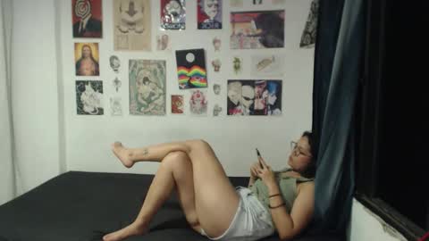 Snapshot of kitcatdreams chatting on April 2026 02:51:02 AM kitcatdreams online show from April 2026 02:51:02 AM
