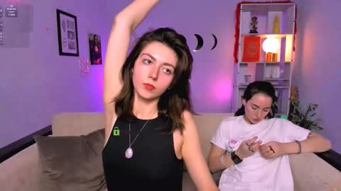 kitniss online show from February 2026 09:24:02 PM