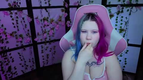 Snapshot of kitsune_little chatting on June 2026 11:13:02 PM kitsune_little online show from June 2026 11:13:02 PM