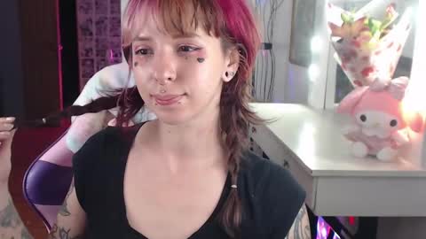 Snapshot of kitsunearineko chatting on February 2025 02:37:01 AM Ari Keimiwrights online show from February 2025 02:37:01 AM