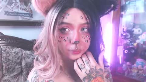 Snapshot of kitsunearineko chatting on October 2025 08:31:02 PM Ari Keimiwrights online show from October 2025 08:31:02 PM