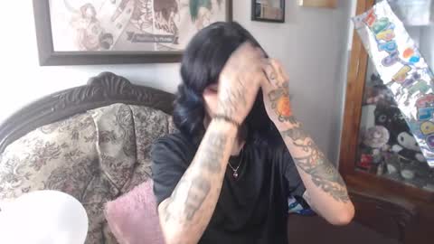 Snapshot of kitsunearineko chatting on October 2025 03:43:01 AM Ari Keimiwrights online show from October 2025 03:43:01 AM