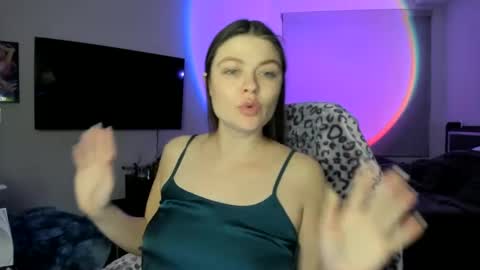 Serina Chan online show from January 2025 05:02:01 AM