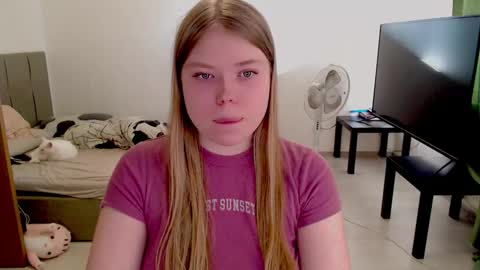 Jennyblonde and Emmabrunette online show from September 2025 12:21:01 PM