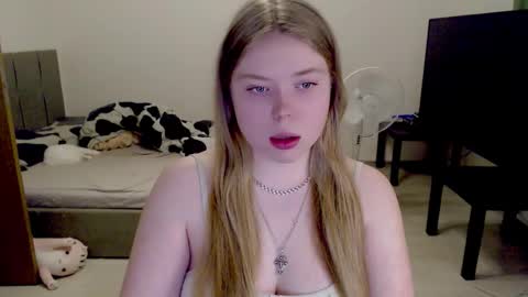 Jennyblonde and Emmabrunette online show from November 2025 02:39:01 PM