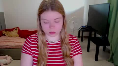 Jennyblonde and Emmabrunette online show from May 2026 04:04:02 PM