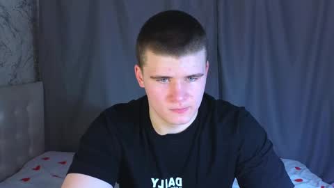 Snapshot of kittenmur chatting on December 2024 08:39:02 AM Vlad online show from December 2024 08:39:02 AM