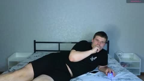 Snapshot of kittenmur chatting on February 2025 06:03:01 PM Vlad online show from February 2025 06:03:01 PM